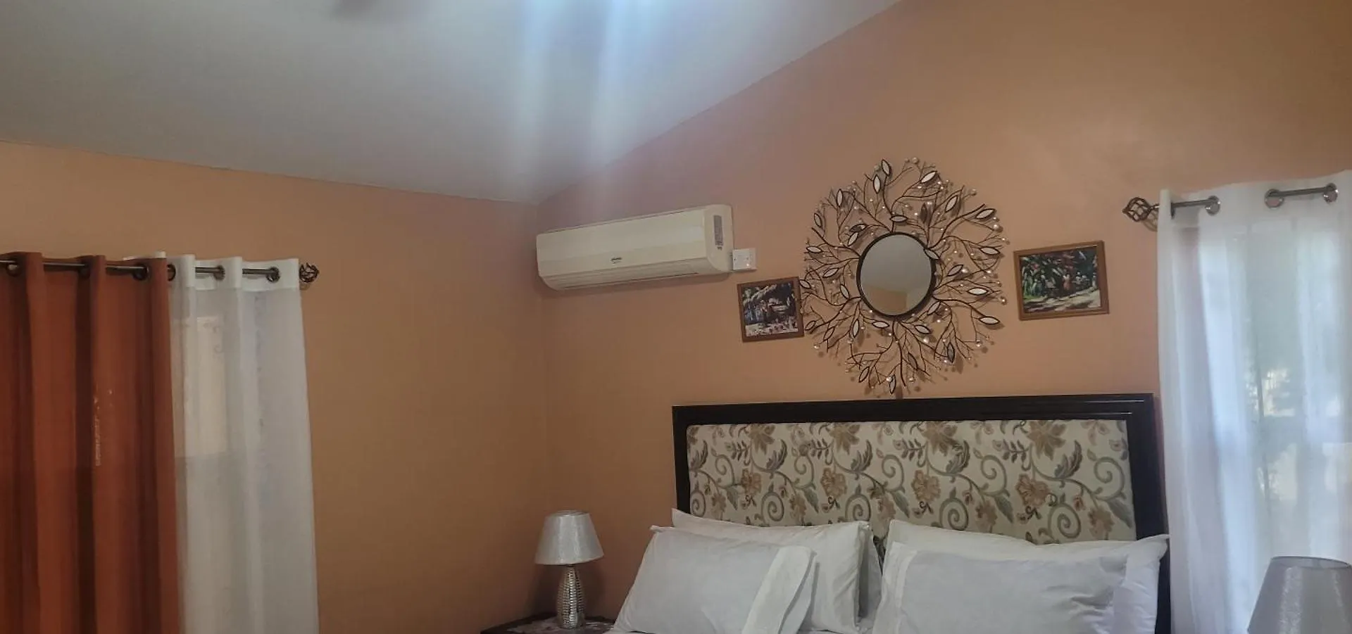Feriehus Luxury Vacation Villa St Catherine Spanish Town